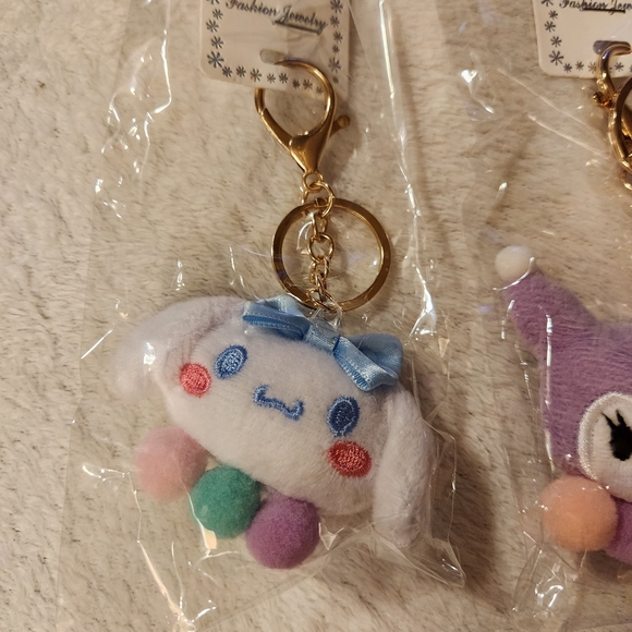 Cute Plush Keychain Set - Picture 2 of 3